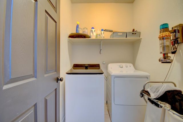 9416 Stormcloud Avenue NW, Albuquerque, NM 87120