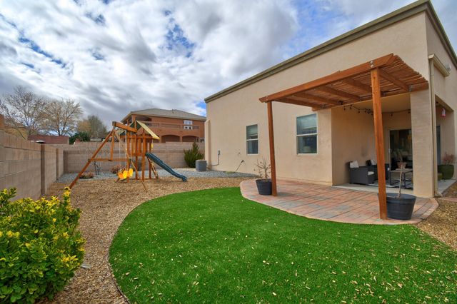 9416 Stormcloud Avenue NW, Albuquerque, NM 87120