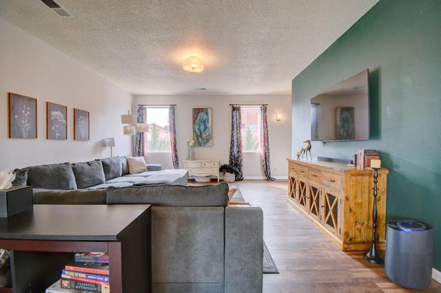 9416 Stormcloud Avenue NW, Albuquerque, NM 87120