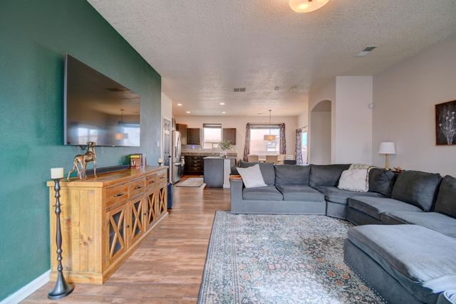 9416 Stormcloud Avenue NW, Albuquerque, NM 87120