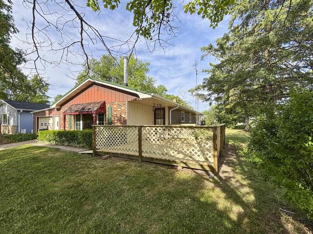 424 S Braun Avenue, Jefferson, WI 53549