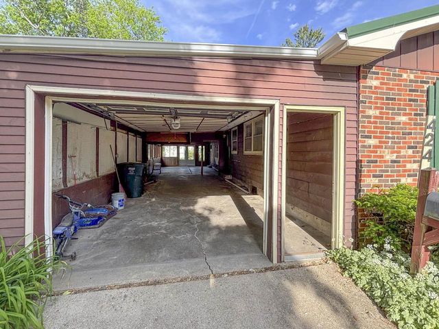 424 S Braun Avenue, Jefferson, WI 53549