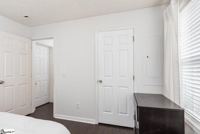 100 Mona Way, Greenville, SC 29611