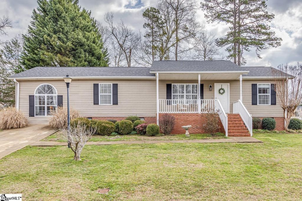 100 Mona Way, Greenville, SC 29611
