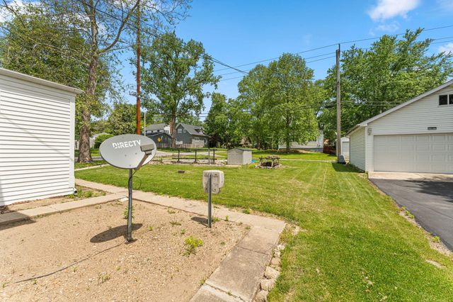 214 Center Street, Valparaiso, IN 46385