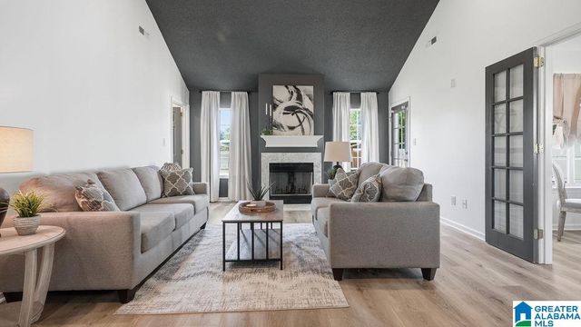 98 DEXTER AVENUE, Hueytown, AL 35023