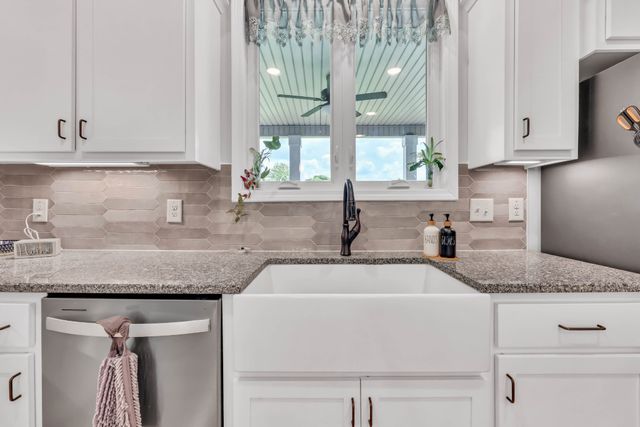 4455 Lylewood Rd, Indian Mound, TN 37079