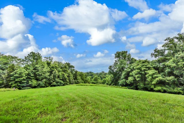 4455 Lylewood Rd, Indian Mound, TN 37079
