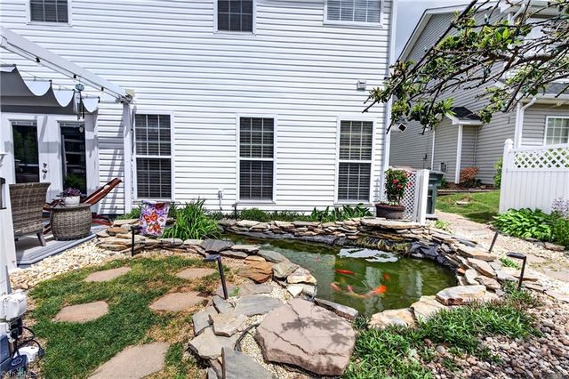 2 Pilot Ridge Court, Greensboro, NC 27407