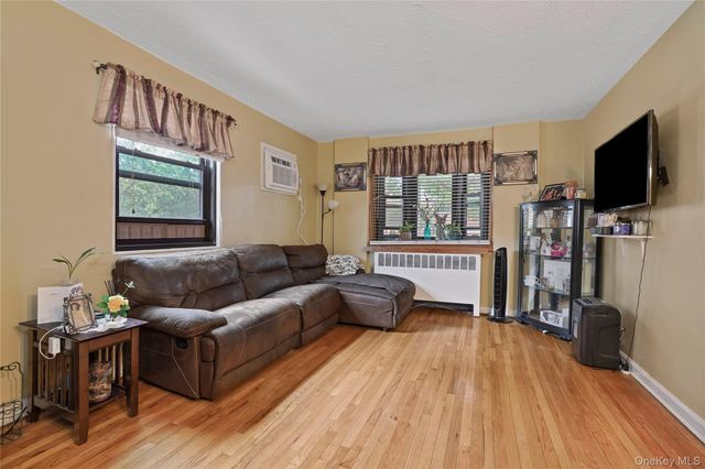 155-45 81st Street 18, Howard Beach, NY 11414
