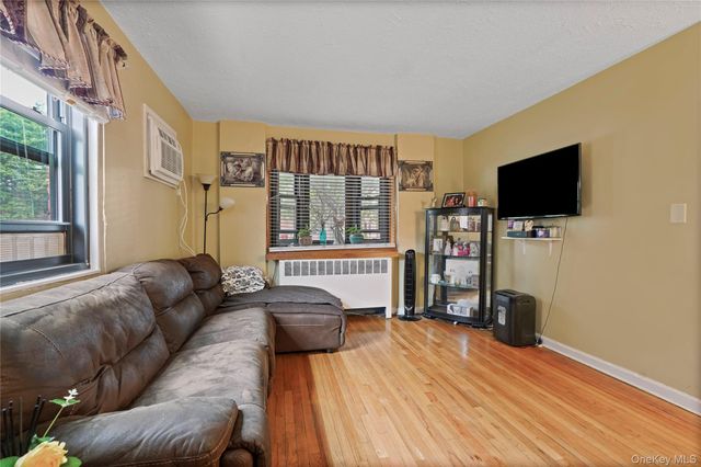 155-45 81st Street 18, Howard Beach, NY 11414