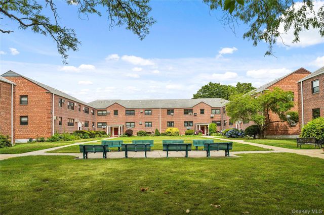 155-45 81st Street 18, Howard Beach, NY 11414