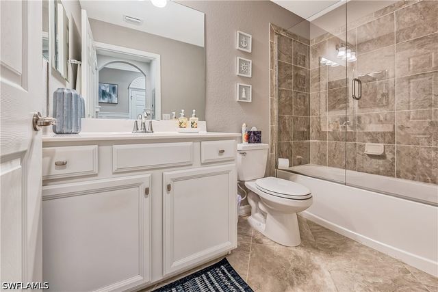 9572 Trevi CT 5037, Naples, FL 34113