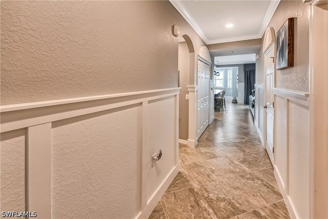 9572 Trevi CT 5037, Naples, FL 34113