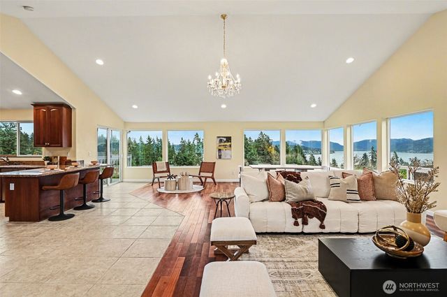 532 172 nd Place NE, Bellevue, WA 98008