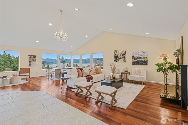 532 172 nd Place NE, Bellevue, WA 98008