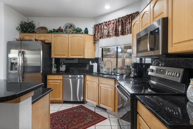 343 Serenity Court SE, Albuquerque, NM 87123
