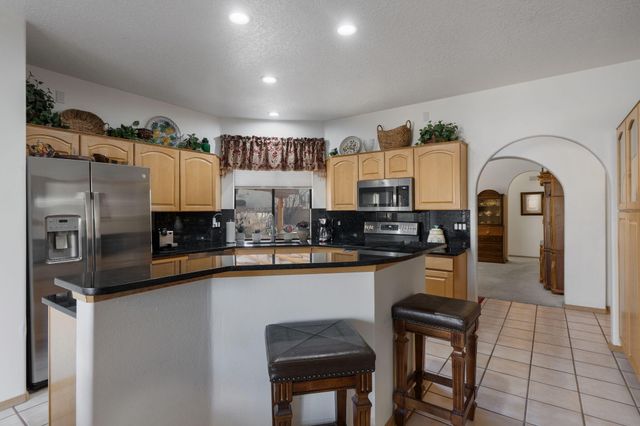 343 Serenity Court SE, Albuquerque, NM 87123