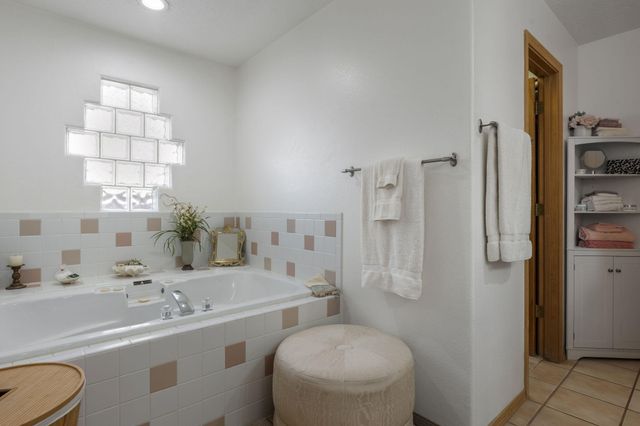 343 Serenity Court SE, Albuquerque, NM 87123