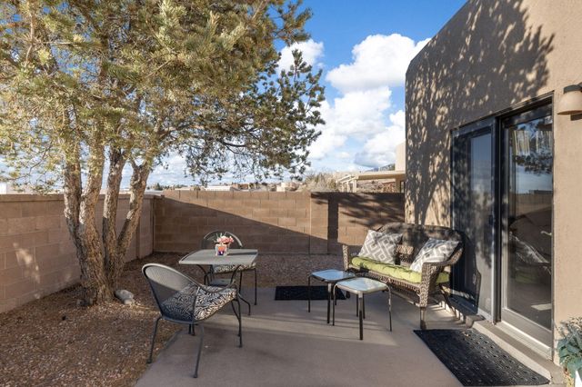 343 Serenity Court SE, Albuquerque, NM 87123