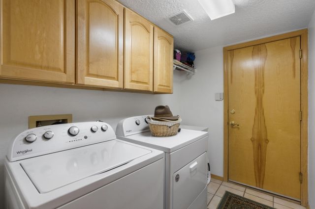 343 Serenity Court SE, Albuquerque, NM 87123