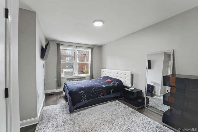 141-35 78th Road 2-M, Kew Garden Hills, NY 11367