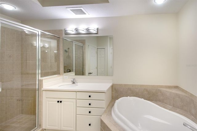 1921 MONTE CARLO DRIVE 603, Sarasota, FL 34231