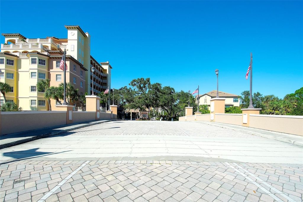 1921 MONTE CARLO DRIVE 603, Sarasota, FL 34231