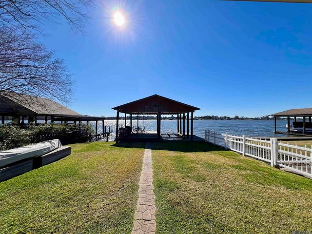 5114 Pecan Ln, Jarreau, LA 70749