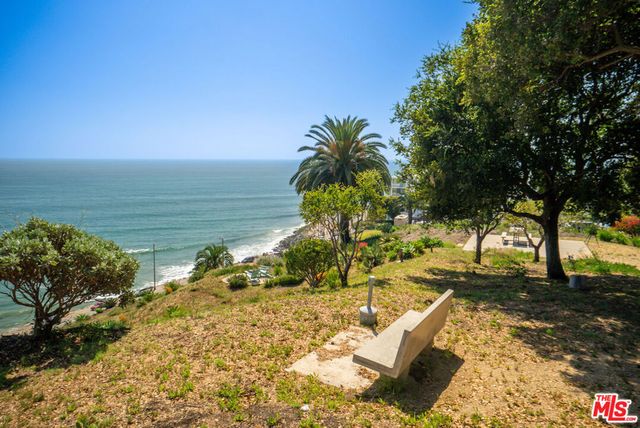 17352 W Sunset Boulevard 606, Pacific Palisades, CA 90272
