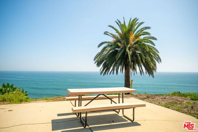 17352 W Sunset Boulevard 606, Pacific Palisades, CA 90272