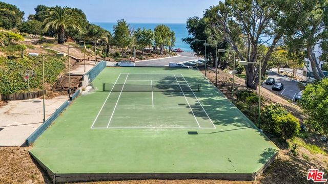 17352 W Sunset Boulevard 606, Pacific Palisades, CA 90272