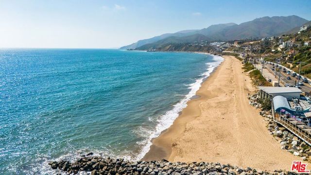 17352 W Sunset Boulevard 606, Pacific Palisades, CA 90272