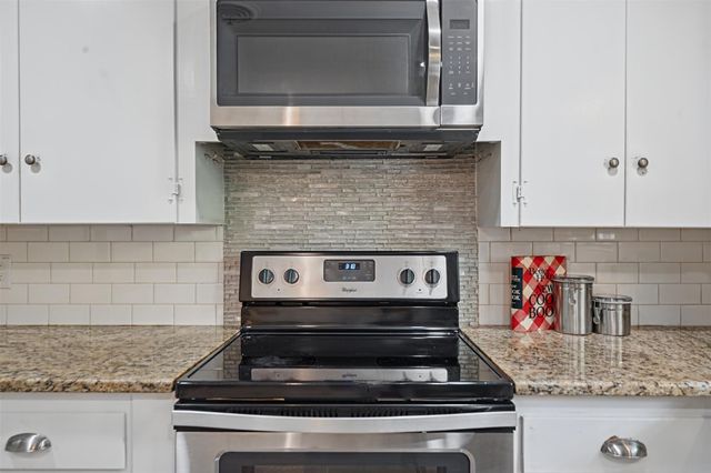3309 Bosque LN, Austin, TX 78754