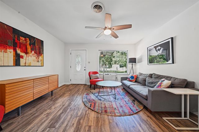 3309 Bosque LN, Austin, TX 78754