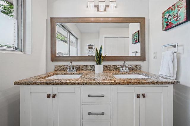 3309 Bosque LN, Austin, TX 78754