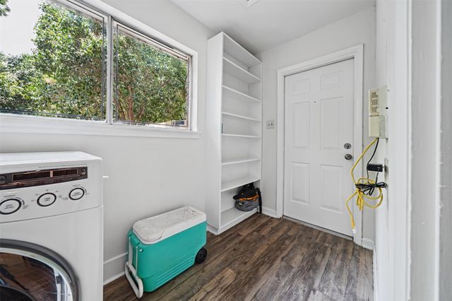 3309 Bosque LN, Austin, TX 78754