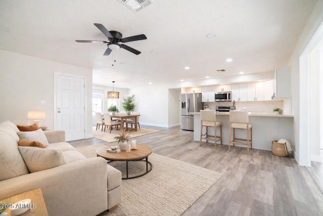 1633 E WESLEYAN Drive E, Tempe, AZ 85282