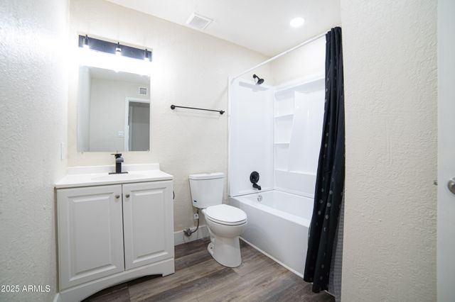 1633 E WESLEYAN Drive E, Tempe, AZ 85282