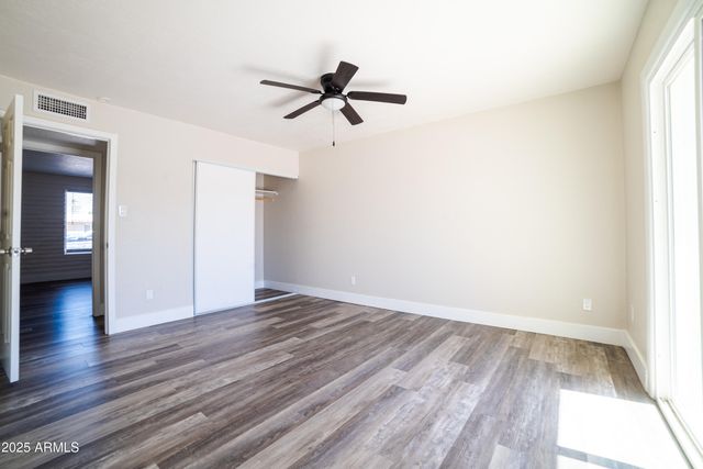 1633 E WESLEYAN Drive E, Tempe, AZ 85282