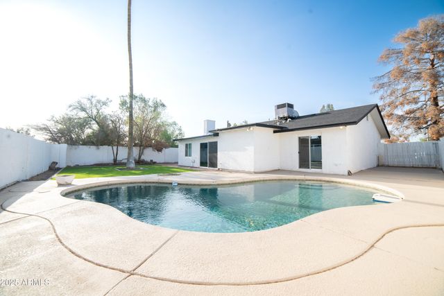 1633 E WESLEYAN Drive E, Tempe, AZ 85282