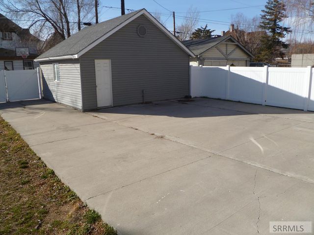 605 N Arthur Avenue, Pocatello, ID 83204
