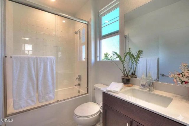 2041 W Place Drive, Costa Mesa, CA 92627