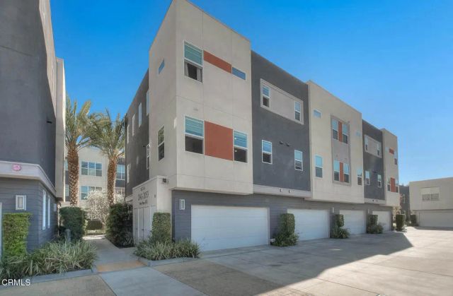 2041 W Place Drive, Costa Mesa, CA 92627