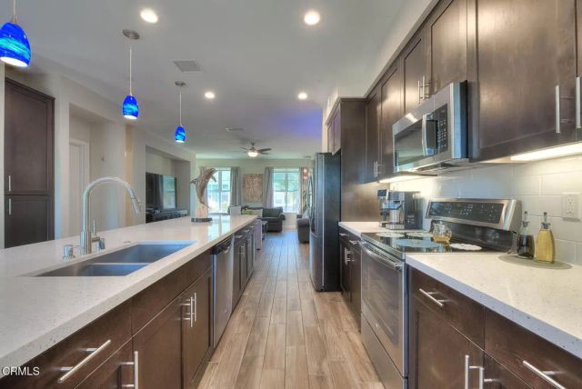 2041 W Place Drive, Costa Mesa, CA 92627