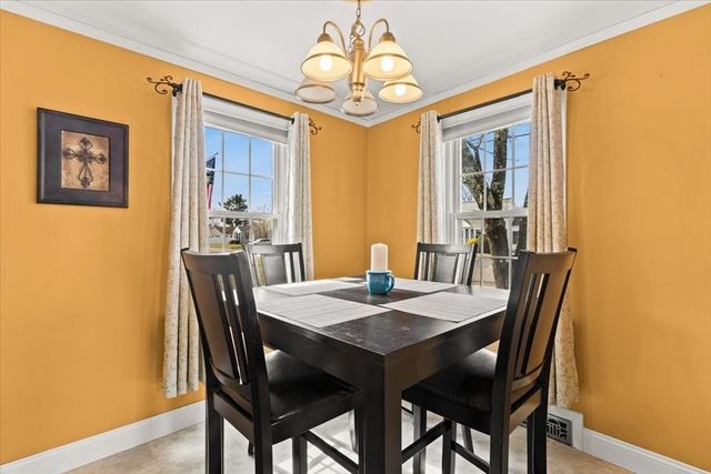 49 Cove St, Pawtucket, RI 02861