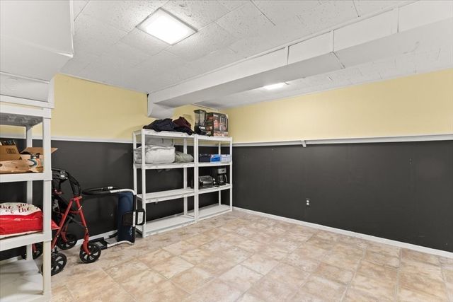 49 Cove St, Pawtucket, RI 02861