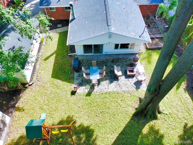 18329 Norwich Road, Livonia, MI 48152