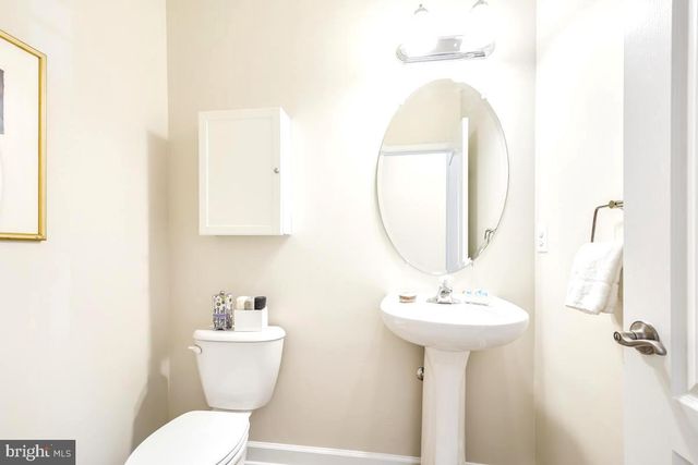 2207 LEESBOROUGH DR, Silver Spring, MD 20902