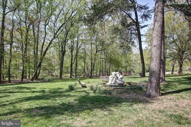 2207 LEESBOROUGH DR, Silver Spring, MD 20902